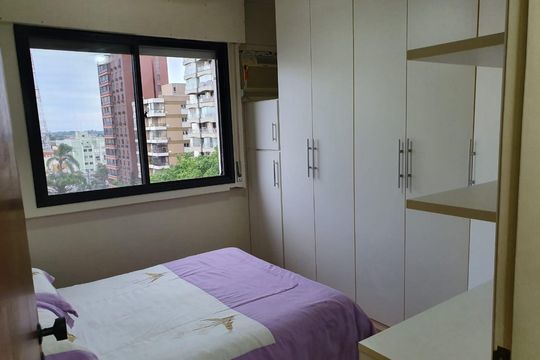 Quarto de apartamento para alugar com 1 quarto, 60m² em Centro, Pelotas