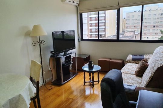 Apartamento para alugar com 1 quarto, 60m² em Centro, Pelotas