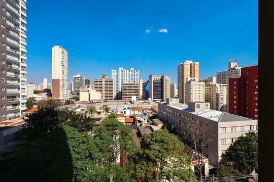 Cozinha de apartamento para alugar com 1 quarto, 42m² em Vila Mariana, São Paulo