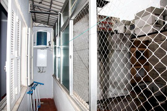 Cozinha + Área de Serviço + Despensa de apartamento para alugar com 3 quartos, 80m² em Centro Histórico, Porto Alegre