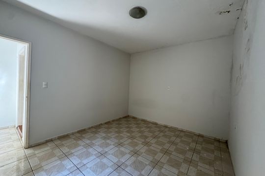Quarto 3 de casa para alugar com 3 quartos, 50m² em Jardim Roberto, Osasco