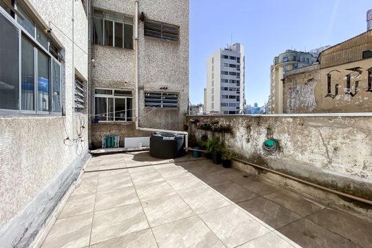 Quintal de apartamento para alugar com 4 quartos, 130m² em Bela Vista, São Paulo