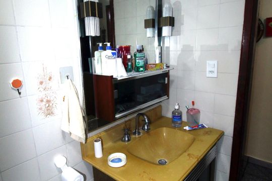 Banheiro de apartamento para alugar com 2 quartos, 88m² em Vila da Penha, Rio de Janeiro