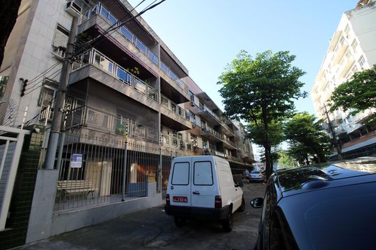 Fachada do Prédio de apartamento para alugar com 2 quartos, 88m² em Vila da Penha, Rio de Janeiro