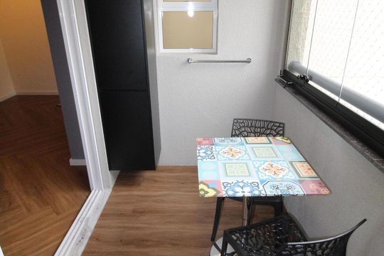 Sacada de apartamento para alugar com 2 quartos, 56m² em Vila Industrial, São José dos Campos