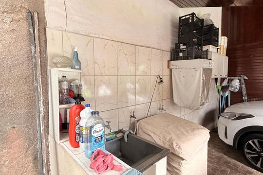 Área de Serviço de casa à venda com 3 quartos, 432m² em Jardim Rosaura, Jundiaí