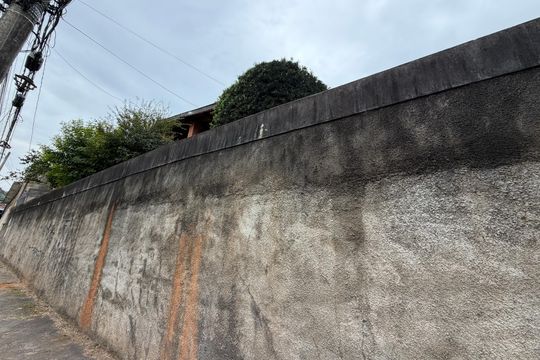 Fachada de casa à venda com 3 quartos, 432m² em Jardim Rosaura, Jundiaí