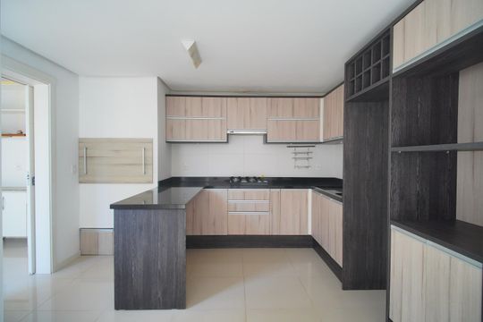 Cozinha de casa para alugar com 3 quartos, 155m² em Feitoria, São Leopoldo