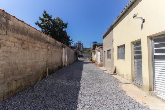 Área Externa de casa para alugar com 1 quarto, 20m² em Itaquera, São Paulo