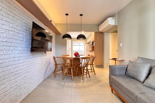 Sala de apartamento à venda com 2 quartos, 65m² em Itaim Bibi, São Paulo