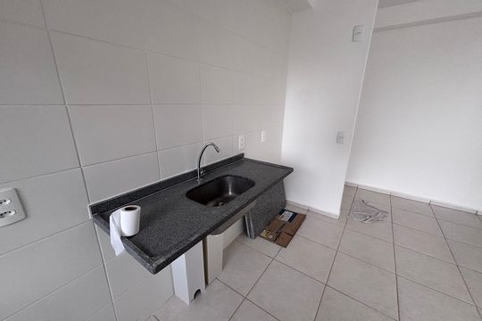 Cozinha de apartamento à venda com 3 quartos, 57m² em Barra Olímpica, Rio de Janeiro