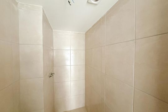 Banheiro de apartamento à venda com 3 quartos, 56m² em Limão, São Paulo