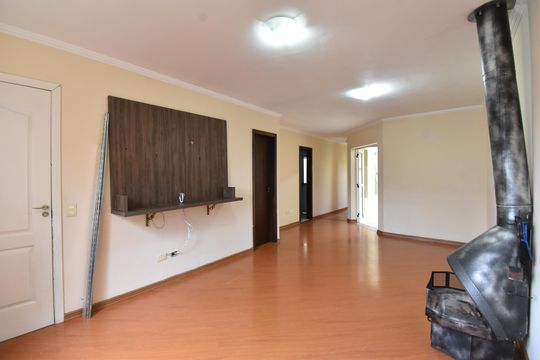 Casa para alugar com 3 quartos, 240m² em Aristocrata, São José dos Pinhais