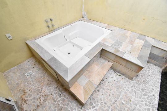 Garden com Hidromassagem de casa para alugar com 3 quartos, 240m² em Aristocrata, São José dos Pinhais