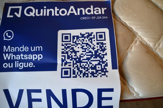 Placa de apartamento à venda com 1 quarto, 42m² em Vila Itapura, Campinas