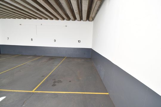 Garagem de apartamento à venda com 1 quarto, 42m² em Vila Itapura, Campinas