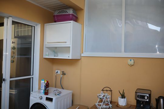 Área de Serviço de casa à venda com 2 quartos, 94m² em Vila Ema, São Paulo