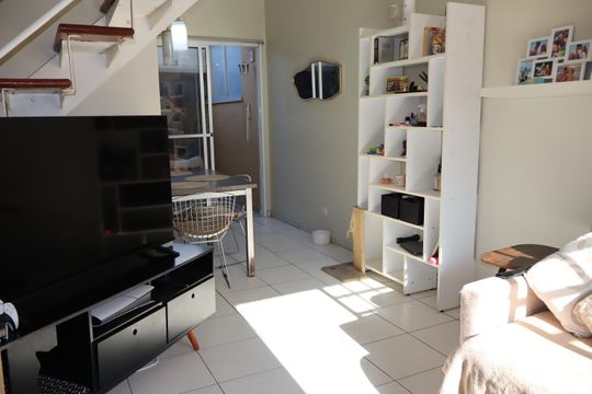 Casa à venda com 2 quartos, 94m² em Vila Ema, São Paulo