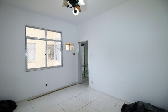 Quarto de apartamento para alugar com 1 quarto, 47m² em Bonsucesso, Rio de Janeiro