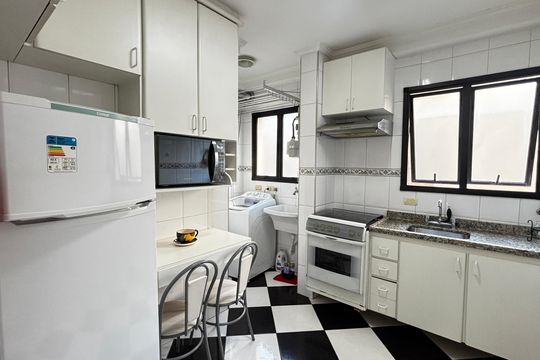Cozinha de apartamento para alugar com 2 quartos, 55m² em Campestre, Santo André