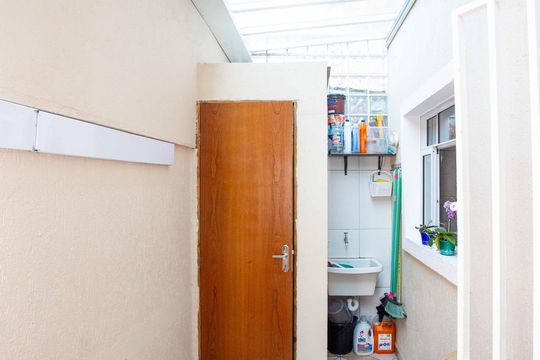 Área de Serviço de casa à venda com 3 quartos, 86m² em Taboão, Diadema