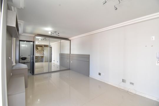 Studio de kitnet/studio para alugar com 1 quarto, 32m² em Boa Vista, Curitiba