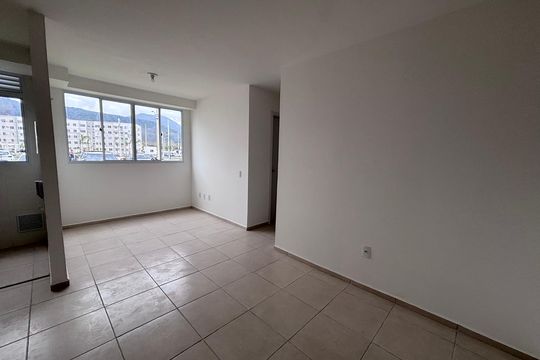 Sala de apartamento para alugar com 2 quartos, 46m² em Recreio dos Bandeirantes, Rio de Janeiro