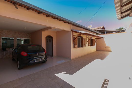 Casa à venda com 3 quartos, 527m² em Céu Azul, Belo Horizonte