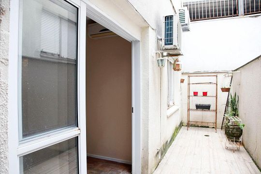 Pátio de apartamento à venda com 1 quarto, 44m² em Mont’serrat, Porto Alegre