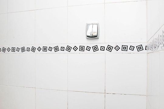 Banheiro de apartamento à venda com 1 quarto, 44m² em Mont’serrat, Porto Alegre