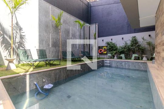 Piscina de kitnet/studio para alugar com 1 quarto, 29m² em Vila Buarque, São Paulo