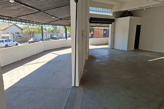 Área externa de casa à venda com 6 quartos, 650m² em Jardim Sao Francisco (Nova Veneza), Sumaré