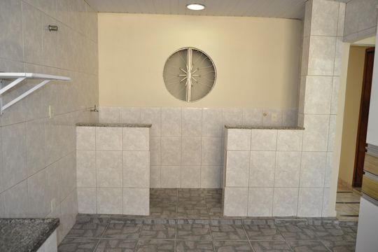 Casa de Condomínio para alugar com 2 quartos, 52m² em Todos Os Santos, Rio de Janeiro