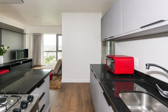 Cozinha de apartamento para alugar com 1 quarto, 39m² em Praia de Belas, Porto Alegre