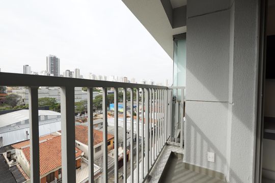 Varanda de kitnet/studio para alugar com 1 quarto, 28m² em Jardim Aurelia, São Paulo