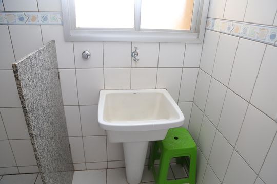 Área de Serviço de apartamento para alugar com 2 quartos, 50m² em Goiá, Goiânia
