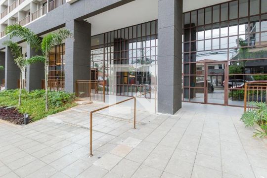 Fachada de kitnet/studio para alugar com 2 quartos, 25m² em Vila Olímpia, São Paulo