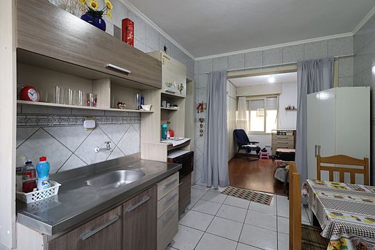 Apartamento para alugar com 1 quarto, 40m² em Vila Ipiranga, Porto Alegre