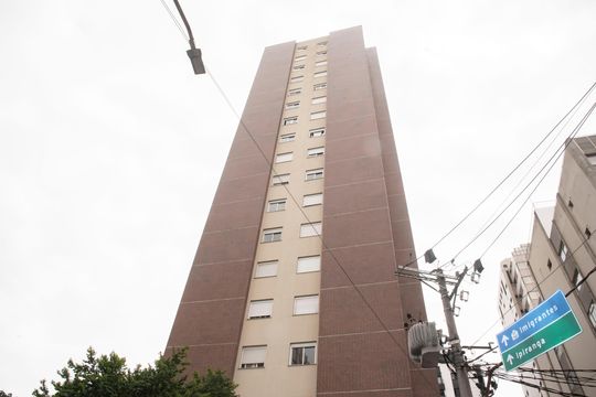Fachada de apartamento à venda com 2 quartos, 65m² em Vila Clementino, São Paulo