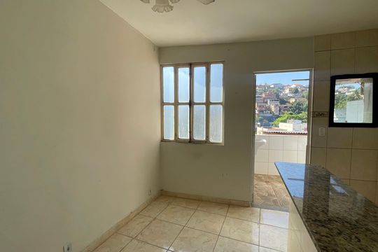 Sala e cozinha de kitnet/studio para alugar com 1 quarto, 50m² em Cocotá, Rio de Janeiro