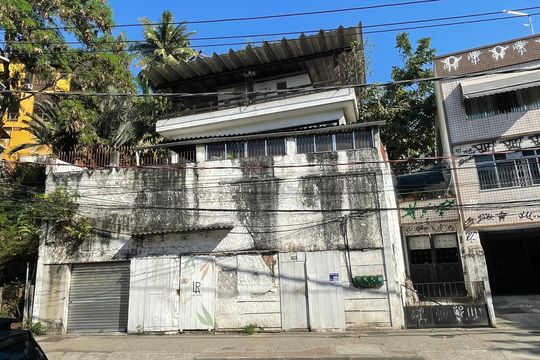 Fachada de kitnet/studio para alugar com 1 quarto, 50m² em Cocotá, Rio de Janeiro