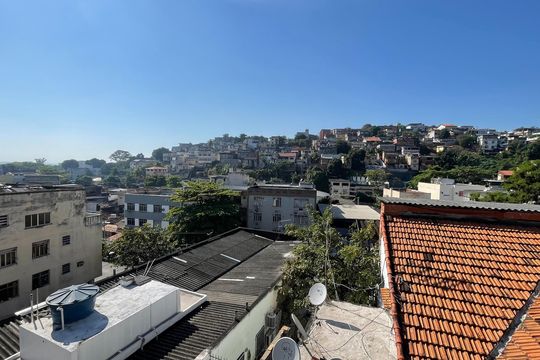 Vista de kitnet/studio para alugar com 1 quarto, 50m² em Cocotá, Rio de Janeiro