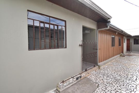 Área externa de casa de condomínio para alugar com 1 quarto, 37m² em Parque da Fonte, São José dos Pinhais