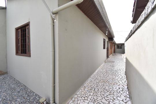 Área externa de casa de condomínio para alugar com 1 quarto, 37m² em Parque da Fonte, São José dos Pinhais