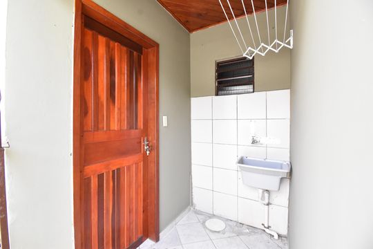 Área de Serviço de casa de condomínio para alugar com 1 quarto, 37m² em Parque da Fonte, São José dos Pinhais