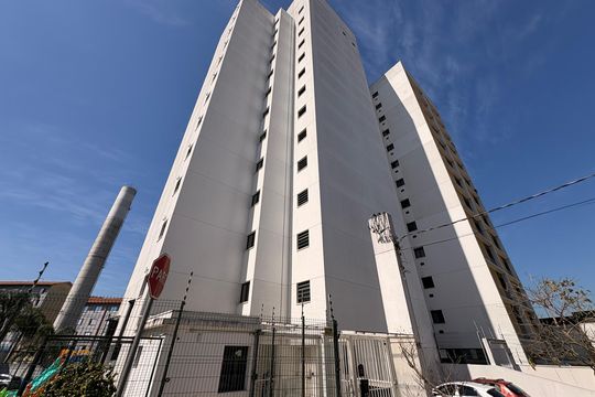 Fachada  de apartamento à venda com 2 quartos, 47m² em Jardim Jamaica, Santo André