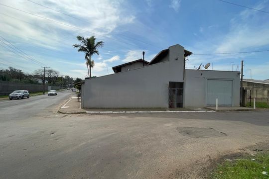 Casa à venda com 3 quartos, 250m² em Santo Afonso, Novo Hamburgo
