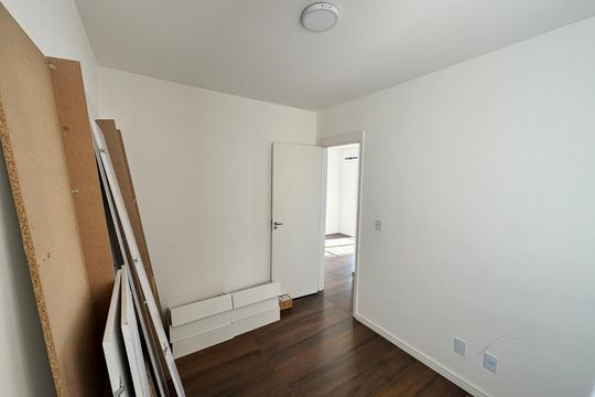 Quarto 1 de apartamento para alugar com 2 quartos, 56m² em Roselândia, Cotia
