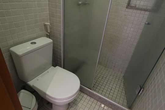 Banheiro de kitnet/studio à venda com 1 quarto, 36m² em Jacarepaguá, Rio de Janeiro