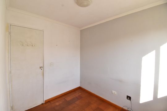 Quarto 3 de apartamento para alugar com 3 quartos, 76m² em Tingui, Curitiba